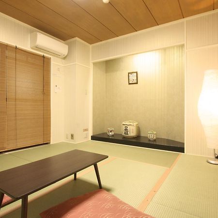 Toyotaya Hostel Nishinomiya Dış mekan fotoğraf